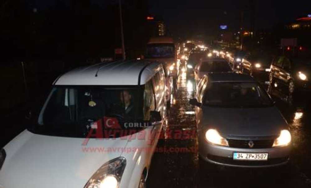 Bu Rezaleti Görün Artık!