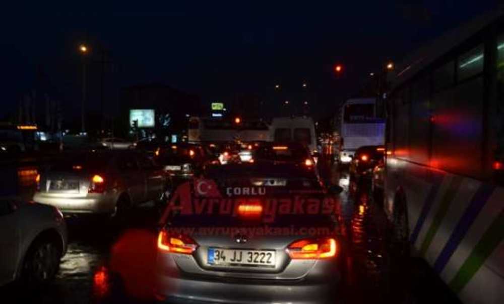 Bu Rezaleti Görün Artık!