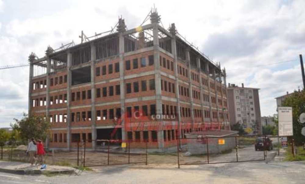 Çorlu Hükümet Konağı`nın Kaba İnşaatı Tamamlanmak Üzere