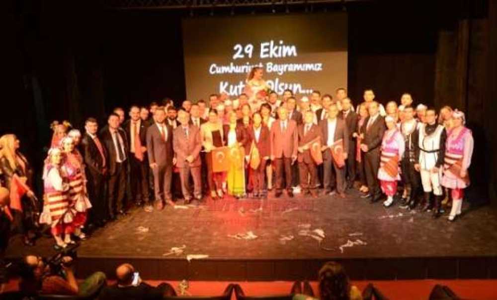 Cumhuriyeti Biz Böyle Kazandık