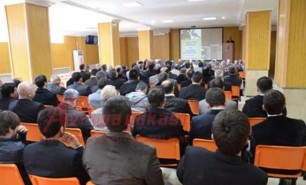 Araştırmacı Yazar Turan'dan Din Görevlilerine Konferans