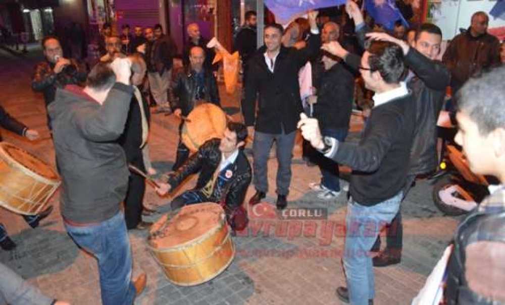 Metin Akgün Gitti Geldi