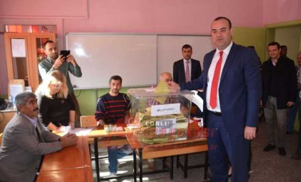 Chp Tekirdağ Milletvekili Emre Köprülü Oyunu Eğitim Gördüğü Sınıfta Kullandı