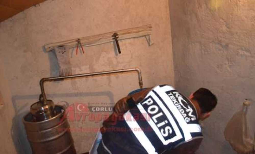 Çorlu'da Kaçak İçki Operasyonu