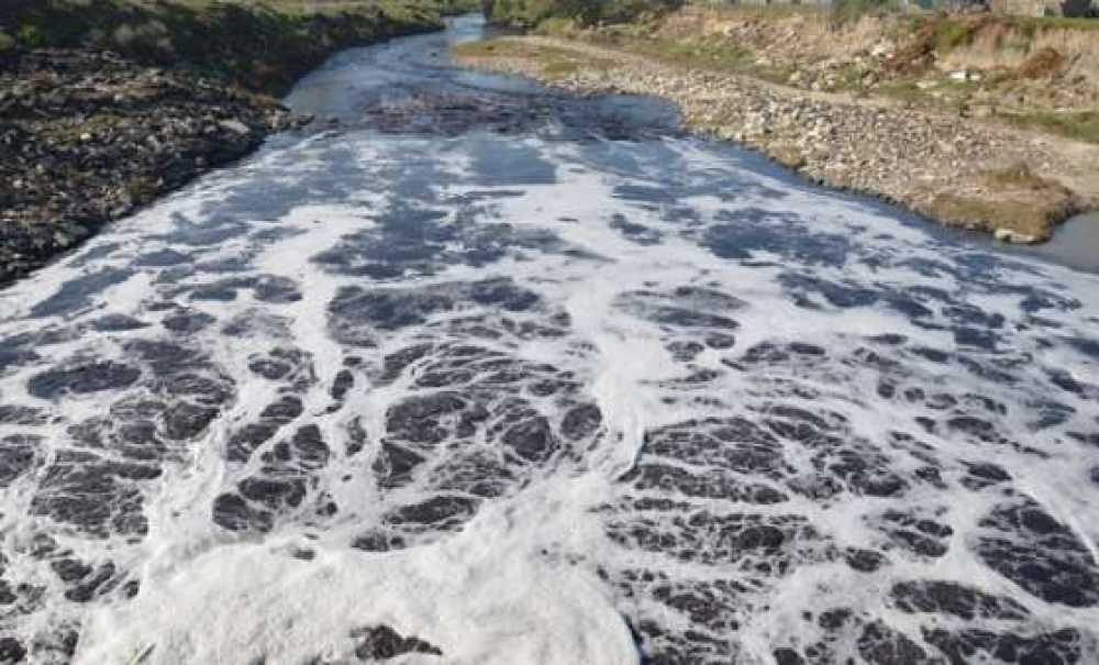 Çorlu Deresi Yine Rengarenk Akıyor