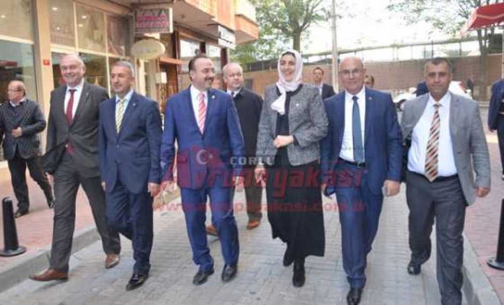 Ak Partili Vekillerden Çorlu İlçe Teşkilatına Ziyaret