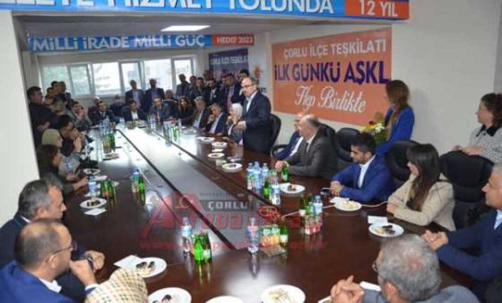 Ak Partili Vekillerden Çorlu İlçe Teşkilatına Ziyaret
