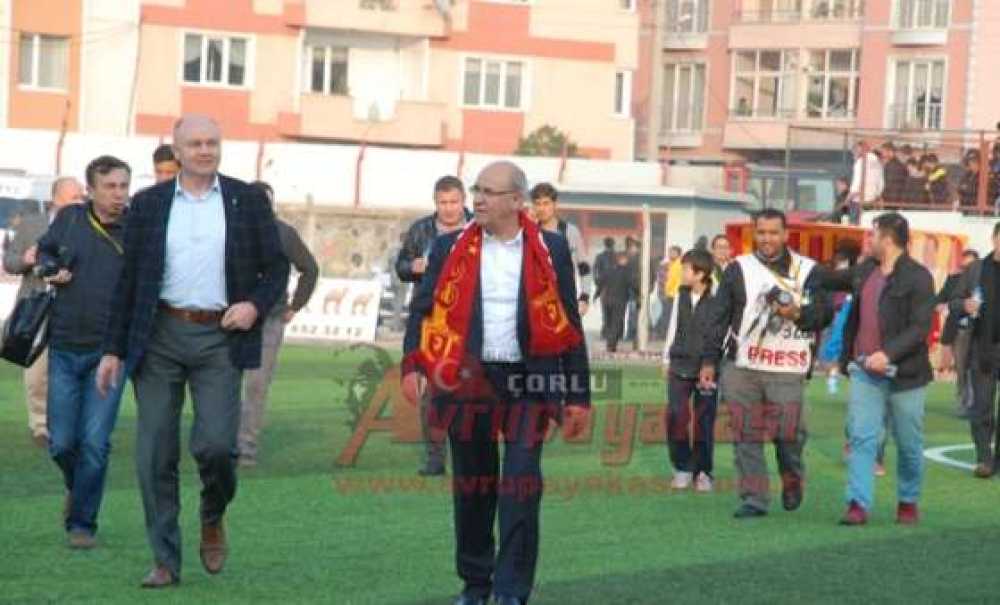 Milletvekili Metin Akgün'den Çorluspor 1947'ye Destek