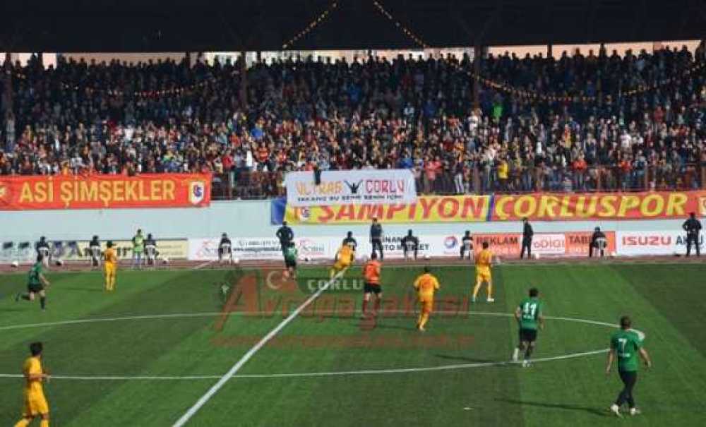 Bu Taraftar Alkışlanır