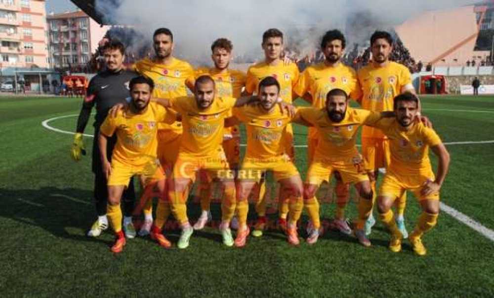 Alkışlar Çorluspor 1947`ye (Görüntülü Haber)