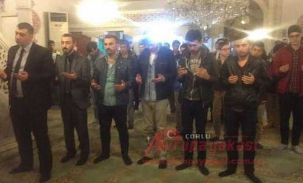 Çorlu Ülkü Ocakları Atatürk'ü Dualarla Andı