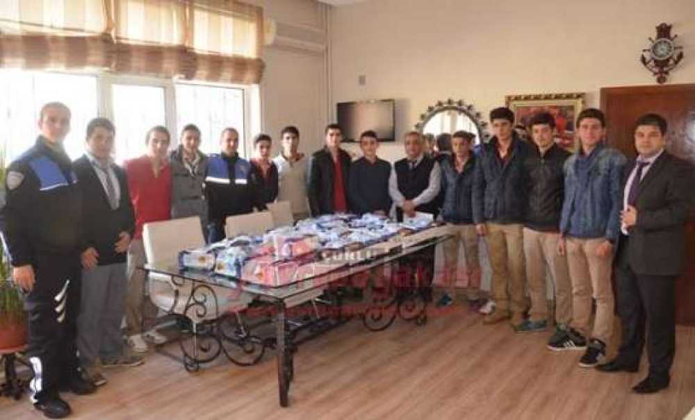 Çorlu Emniyetinden Öğrencilere Kitap