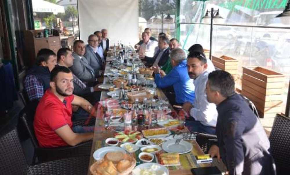 Çorlu'daki Servisçiler Ukome'nin Kararını Değerlendirdi