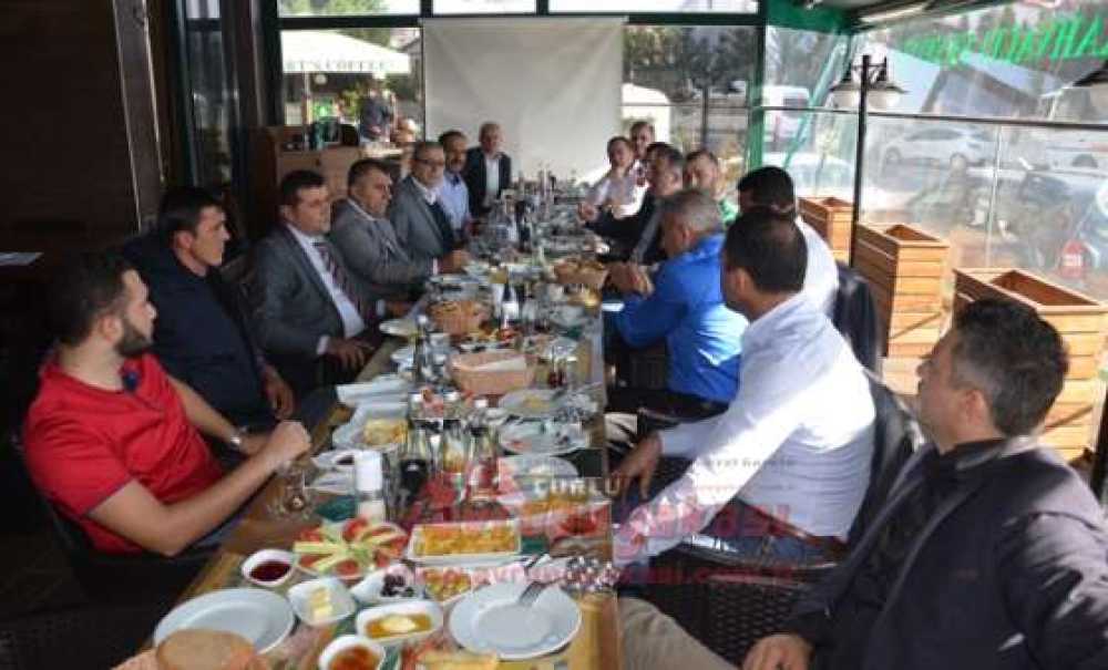 Çorlu'daki Servisçiler Ukome'nin Kararını Değerlendirdi