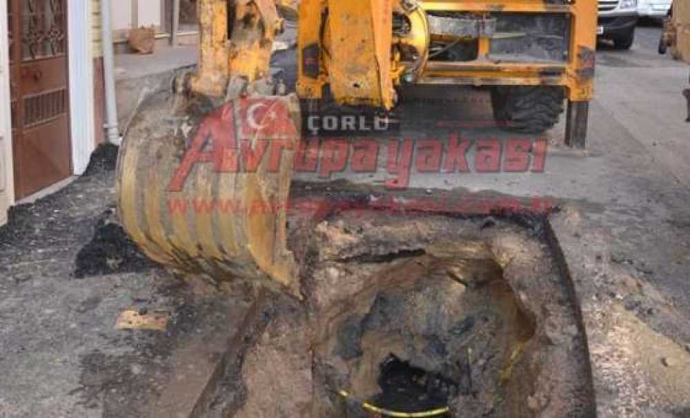 Teski'den Kanal Arıza Çalışması