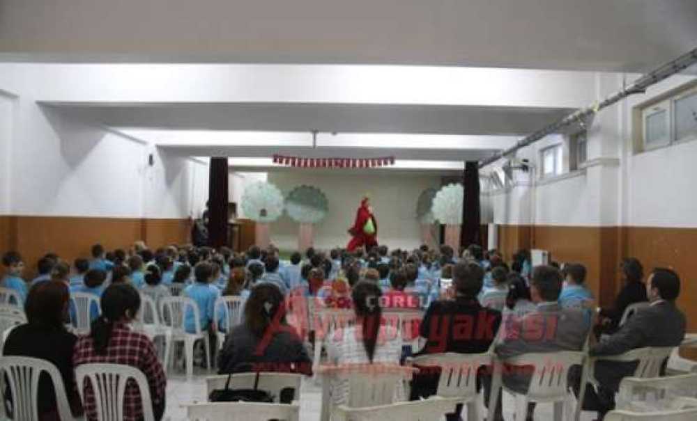 Çorlu Müftülüğü`nden Vehbi Günaştı İlkokulu Öğrencilerine Tiyatro