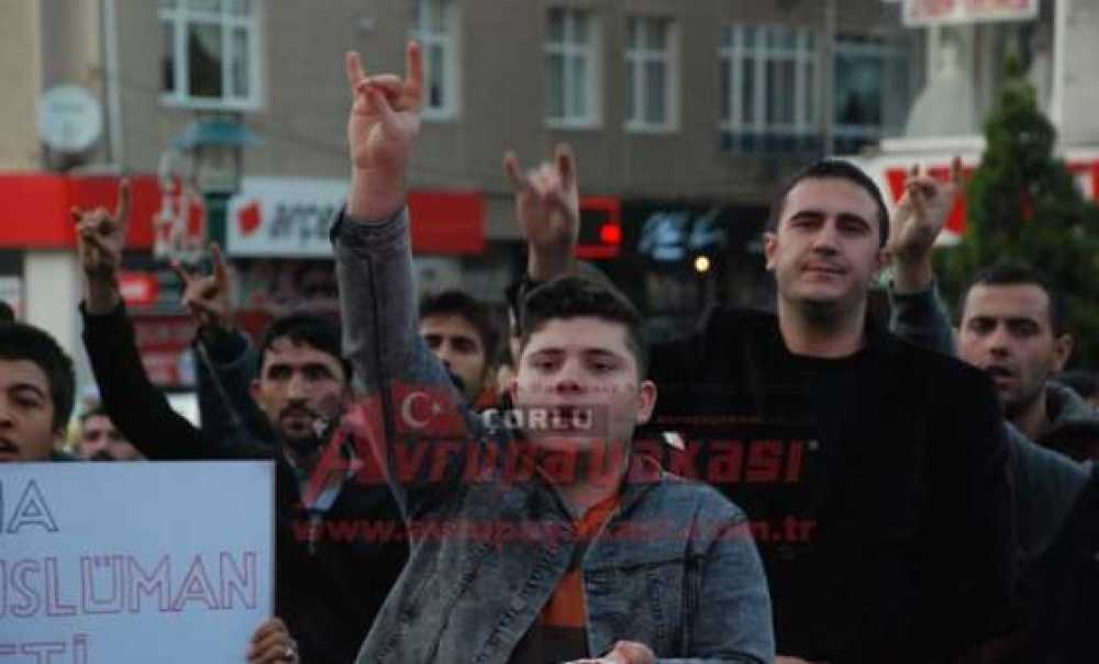 Çorlulu Ülkücülerden Türkmenlere Destek Yürüyüşü