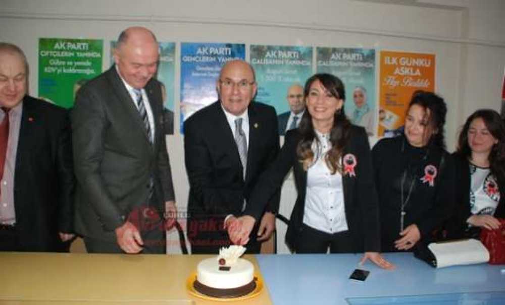 Ak Parti Çorlu İlçe Teşkilatı Kongrenin 1. Yılını Kutladı