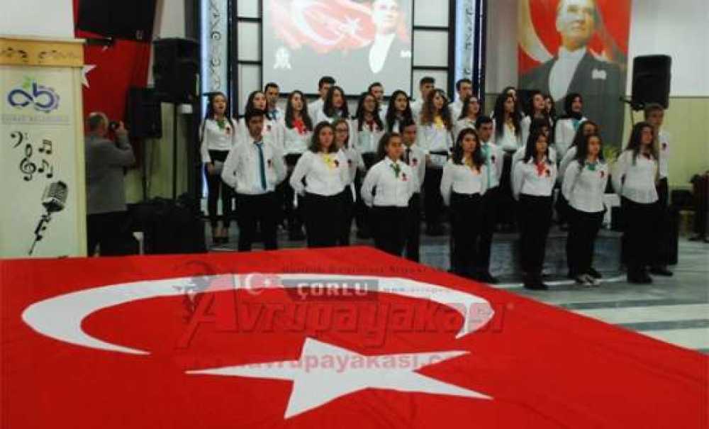 Çorlu İlçe Milli Eğitim Müdürü Mustafa Güçlü: “Öğretmen Bir Ayna Olmalıdır”