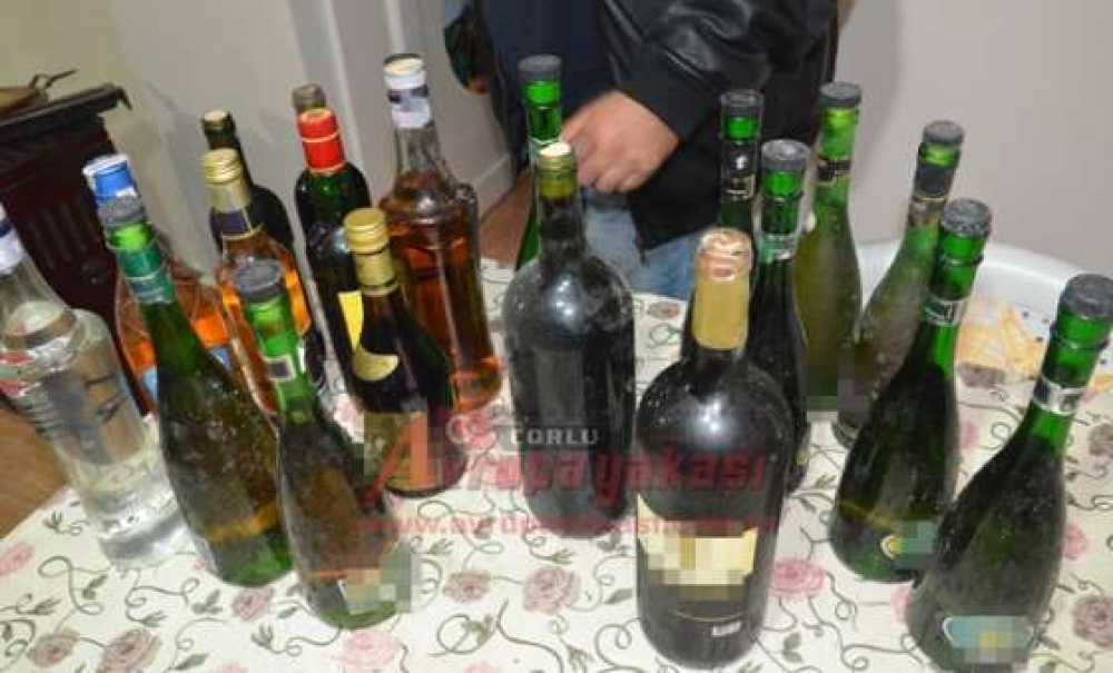 Çorlu'da Kaçak İçki Ele Geçirildi