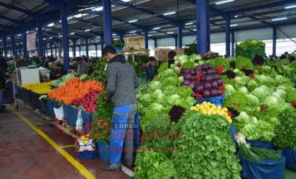 Dışarıda Yağmur Var Pazar Yerinde Yok