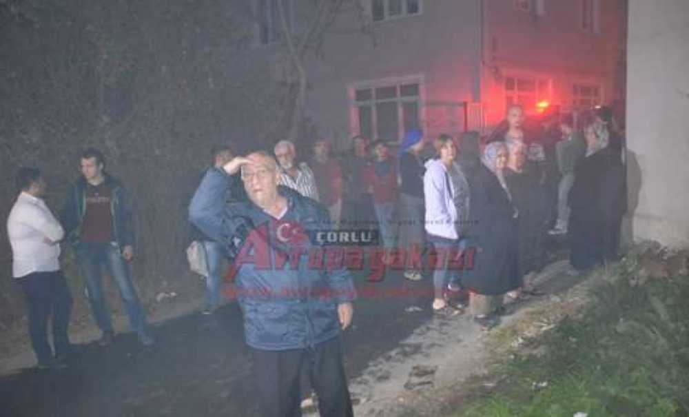 Metruk Evde Korkutan Yangın