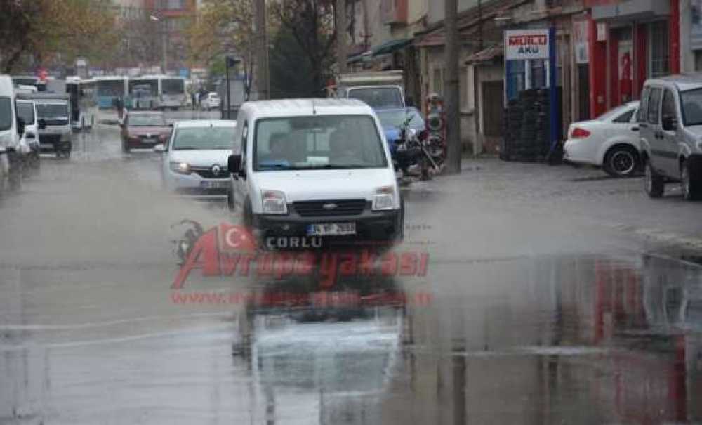 Her Yağmurda Aynı Manzara