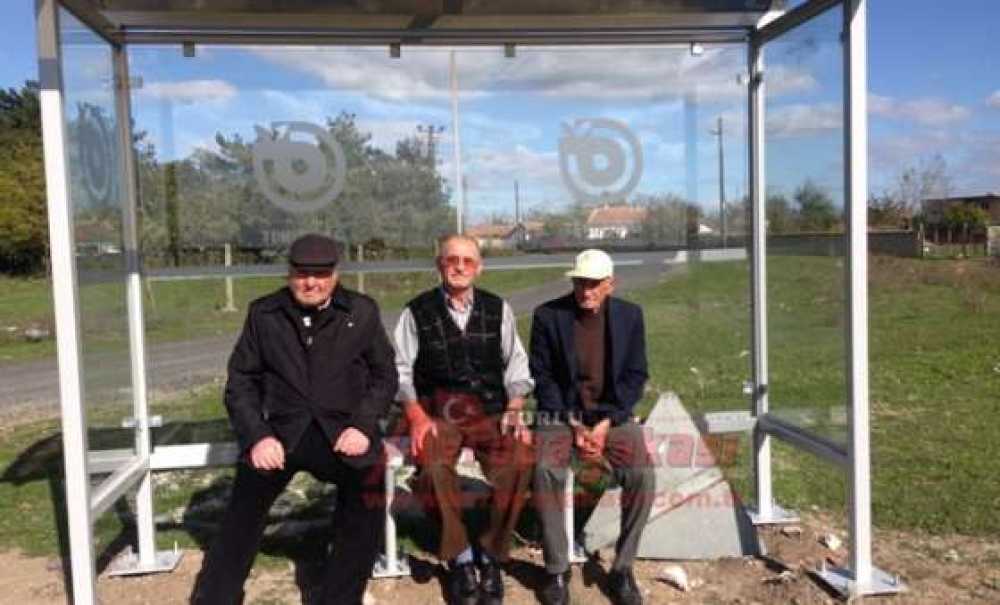 Güler Misin? Ağlar Mısın?