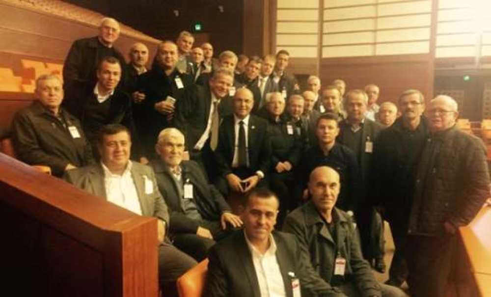 Köylüleri Metin Akgün`ü Mecliste Ziyaret Etti
