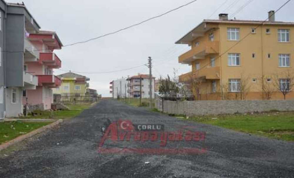 Mahalleli Kilit Parke Taşı Veya Asfalt İstiyor