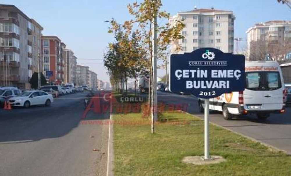 Çetin Emeç Bulvarı'na Tabela