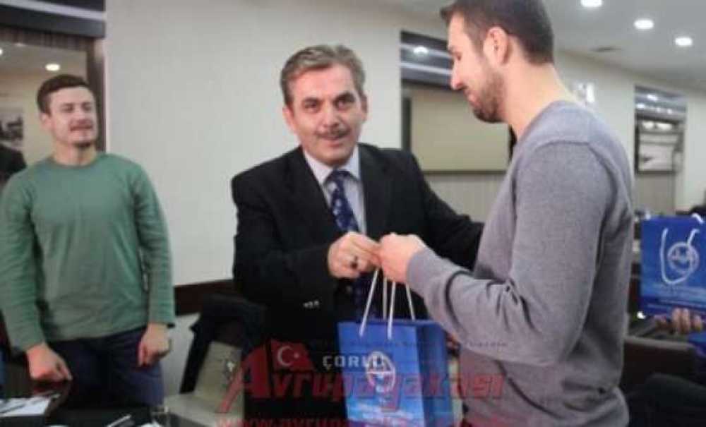 Çorlu Müftülüğü`nden Tiyatro Sahnesi Görevlilerine Teşekkür