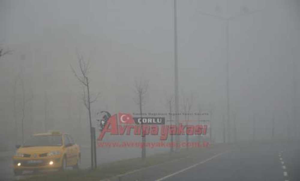 Çorlu`da Sis Etkili Oldu