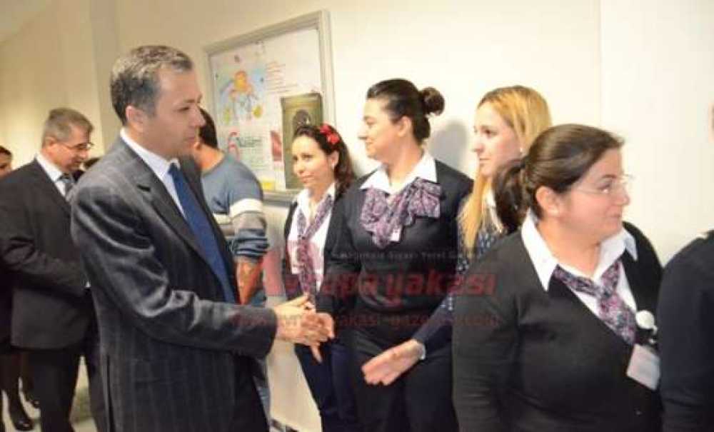 Vali Yerlikaya Tıp Bayramını Sağlık Çalışanları Ile Kutladı