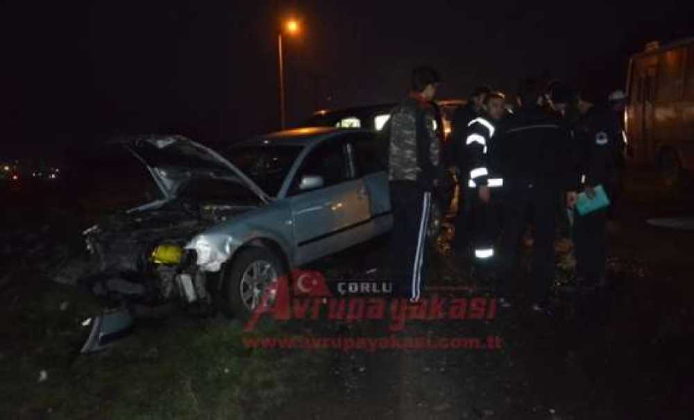 Çorlu'da Trafik Kazası: 2 Yaralı