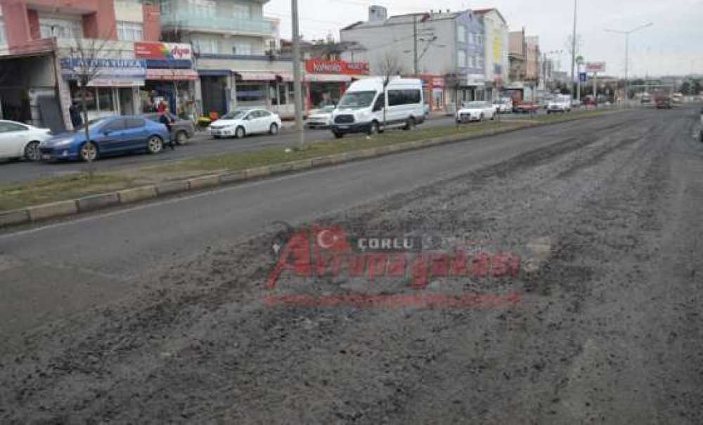 Milletin Parasına Yazık!