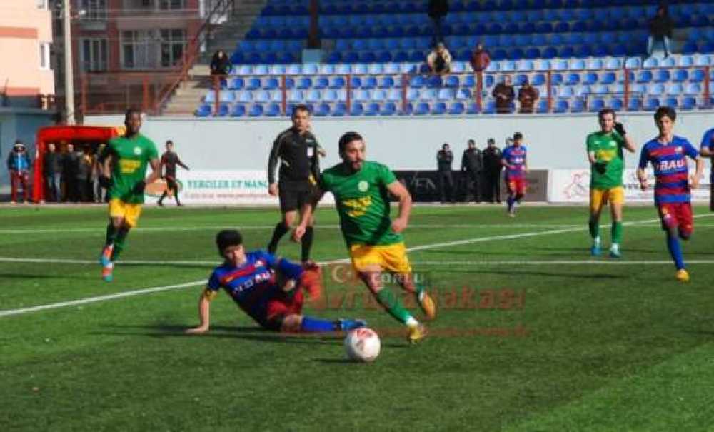 Çorlu Kültürspor 3 – 0 1461 Karadenizspor