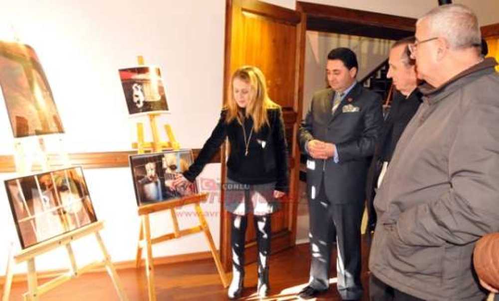 Çorlu`da Hayvan Hakları Konulu Fotoğraf Sergisi Açıldı