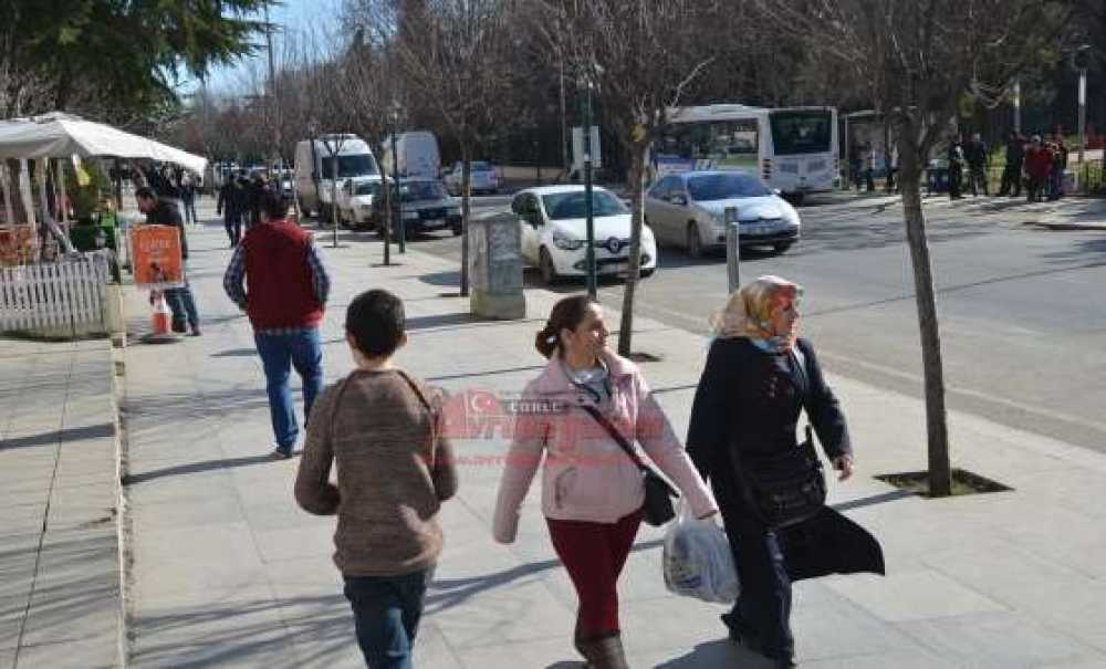 Güneşli Hava Şaşırtıyor