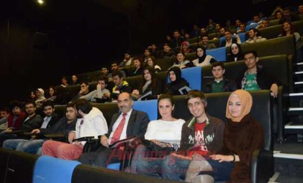 Çorlu Yurtkur'dan Sinema Günleri
