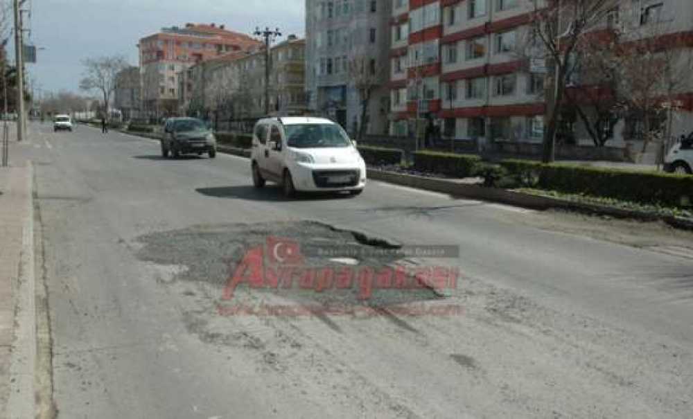 Kapatılmayan Çukurlara Tepki Var