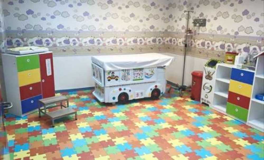 Hayırsever Emekliden Hastaneye Çocuklar İçin Etkinlik Alanı