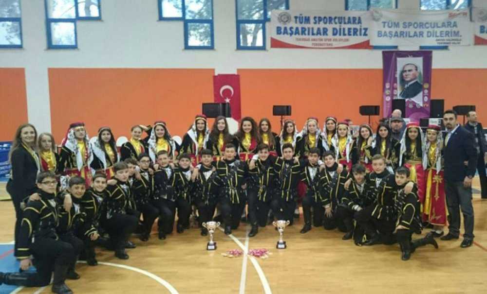 Çorlu`nun Folklorcuları Birinciliğe Abone Oldu