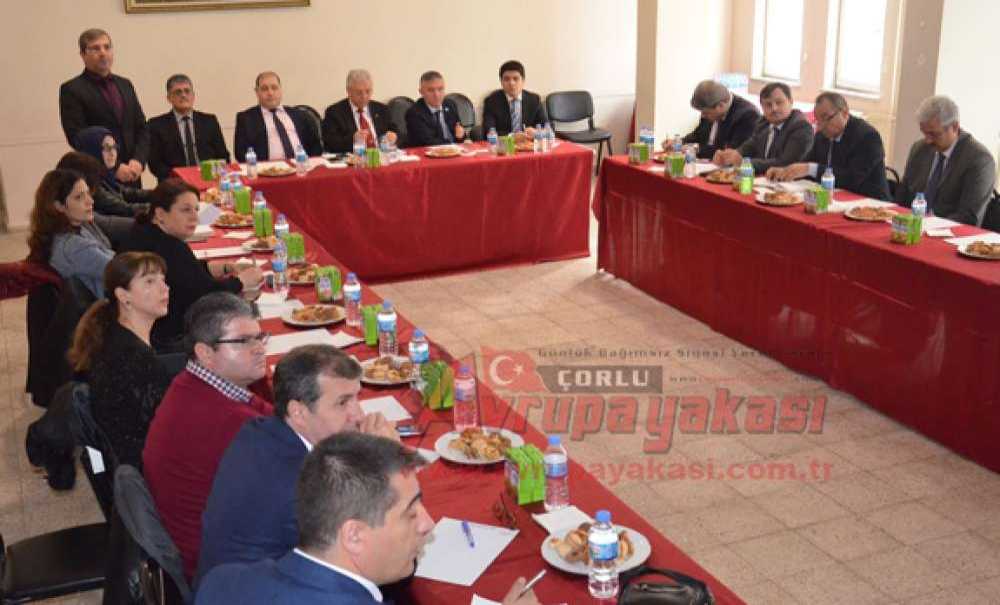 Çorlu Halk Eğitimi Merkezi`nden Binlerce Kişiye Kurs