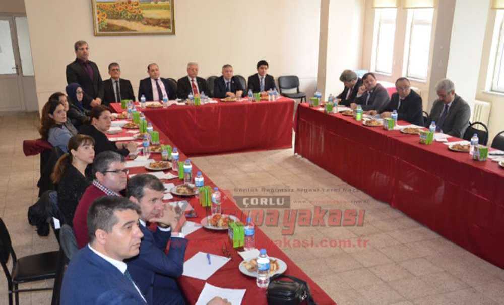 Çorlu Halk Eğitimi Merkezi`nden Binlerce Kişiye Kurs