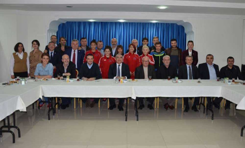 Başkan Baysan'dan Çorlu`ya 3 Bin Kişilik Salon Müjdesi