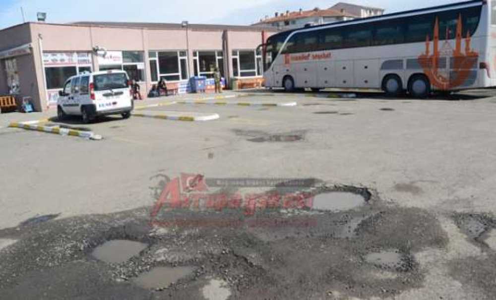 Çorlu Otogarı Alarm Veriyor