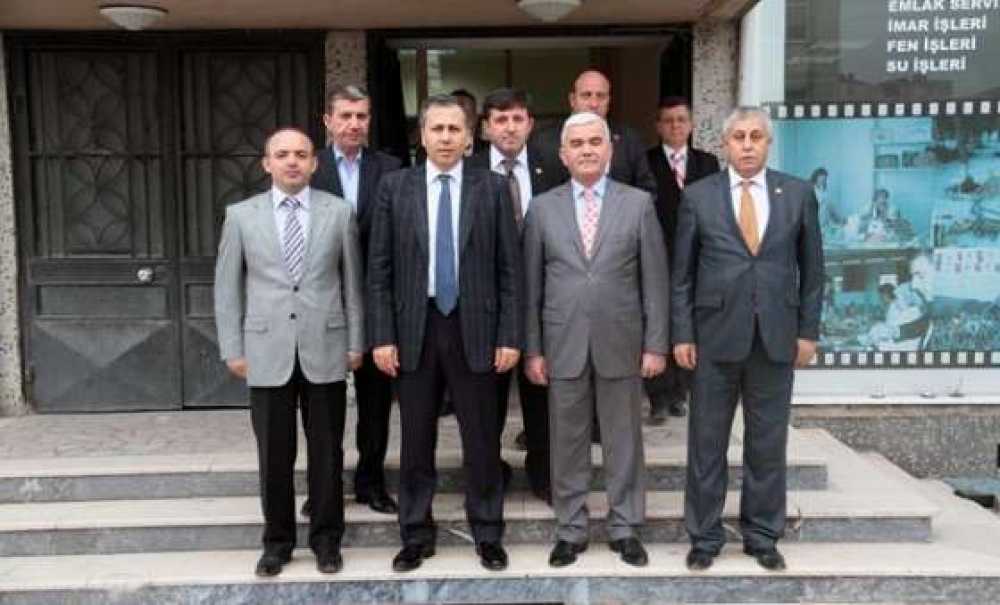 Vali Yerlikaya'dan Büyükyoncalı Beldesine Ziyaret