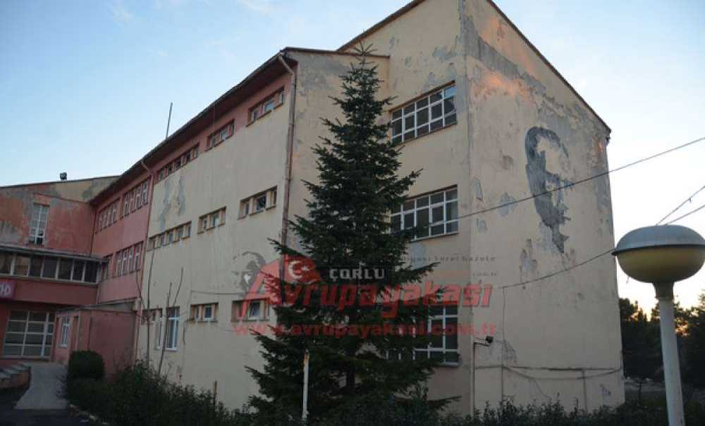 Yıkılmaya Yüz Tuttu