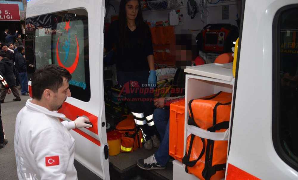 Park Halindeki Araçlara Çarpıp Yaralandılar